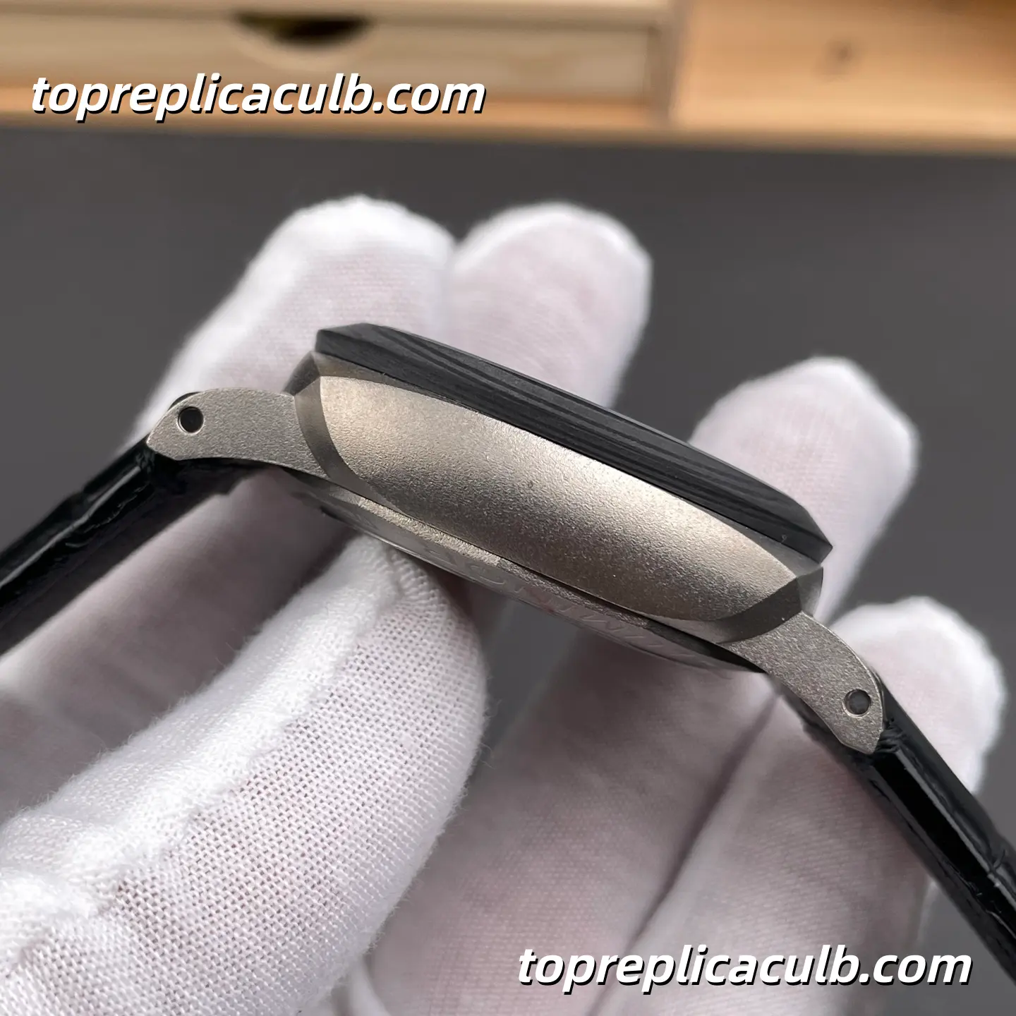 VS Factory Panerai Luminor Luna Rossa Challenger PAM01096 42MM Carbotech Case Black Sandwich Dial Black Leather Strap Super Clone Watch With Cal.P.9010/GMT Automatic Movement - Image 7