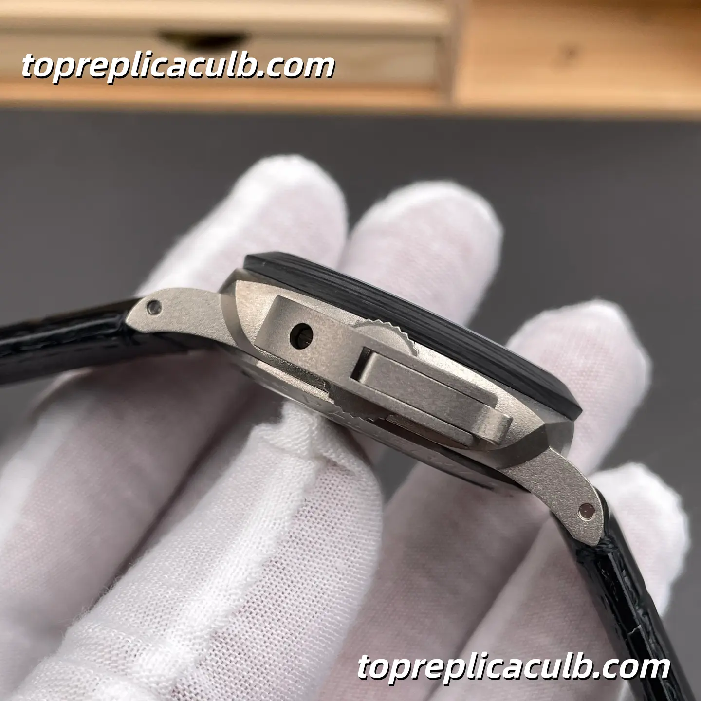 VS Factory Panerai Luminor Luna Rossa Challenger PAM01096 42MM Carbotech Case Black Sandwich Dial Black Leather Strap Super Clone Watch With Cal.P.9010/GMT Automatic Movement - Image 6