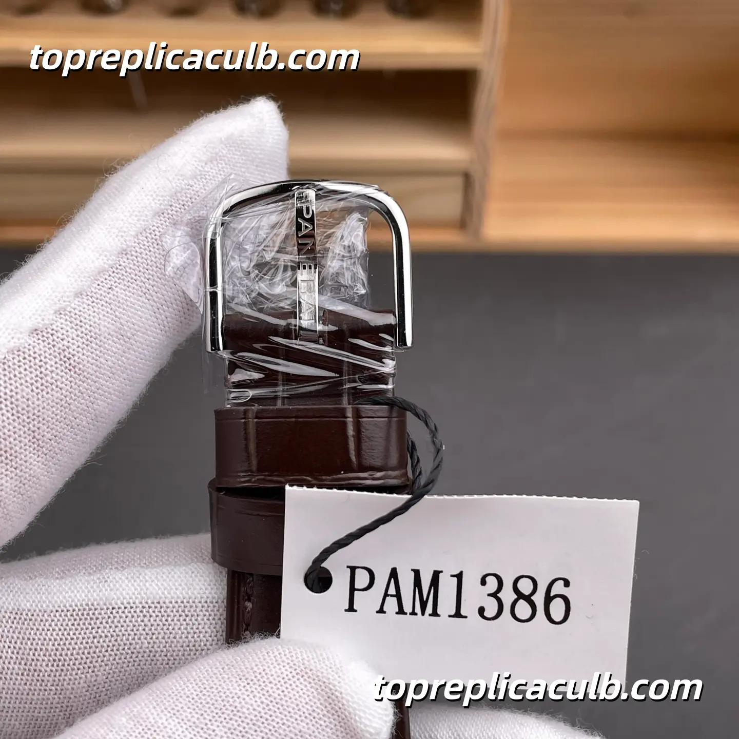 VS Factory Panerai Radiomir “Green Forest” PAM01386 40MM Gradient Green Dial Brown Leather Strap Super Clone Watch With P.900 Automatic Movement - Image 8
