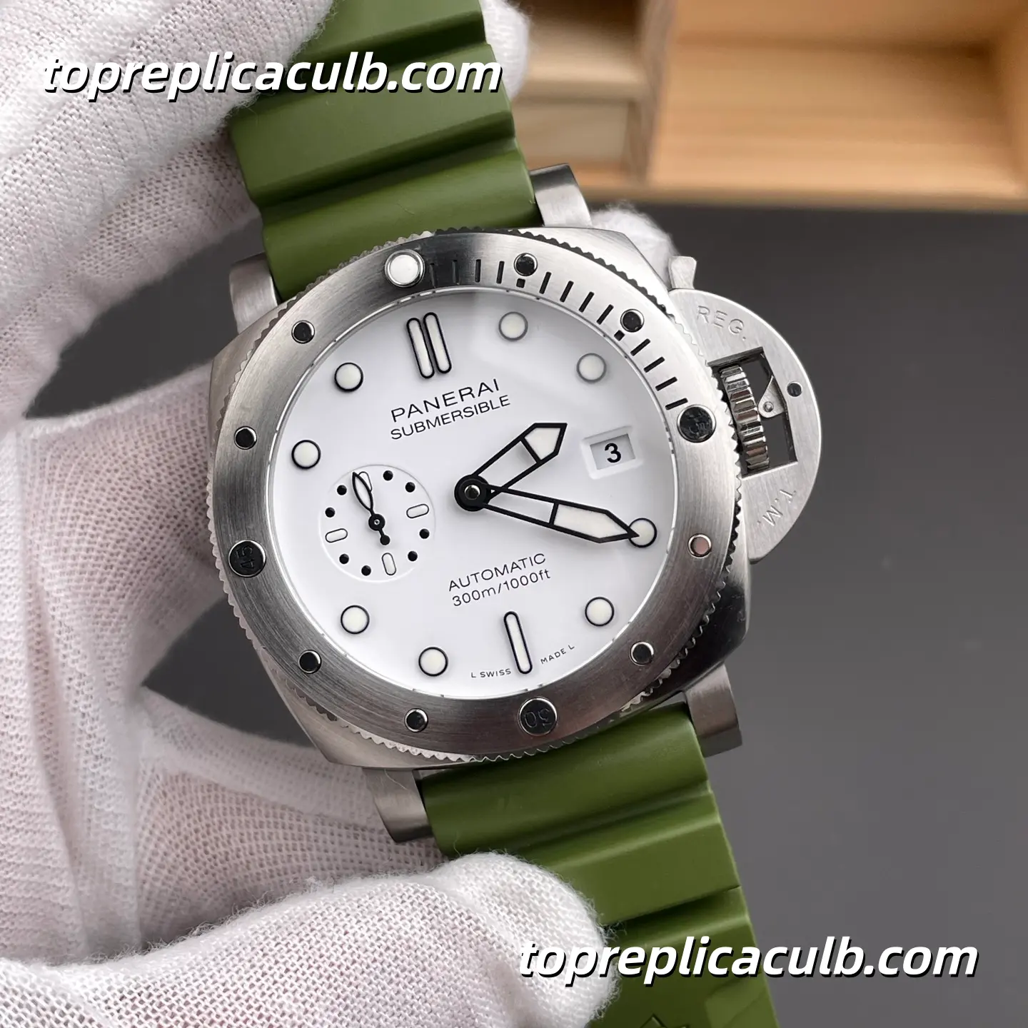 VS Factory Panerai Submersible PAM01226 44MM Stainless Steel Case White Dial Green Rubber Strap Super Clone Watch With P.900 Automatic Movement - Image 3