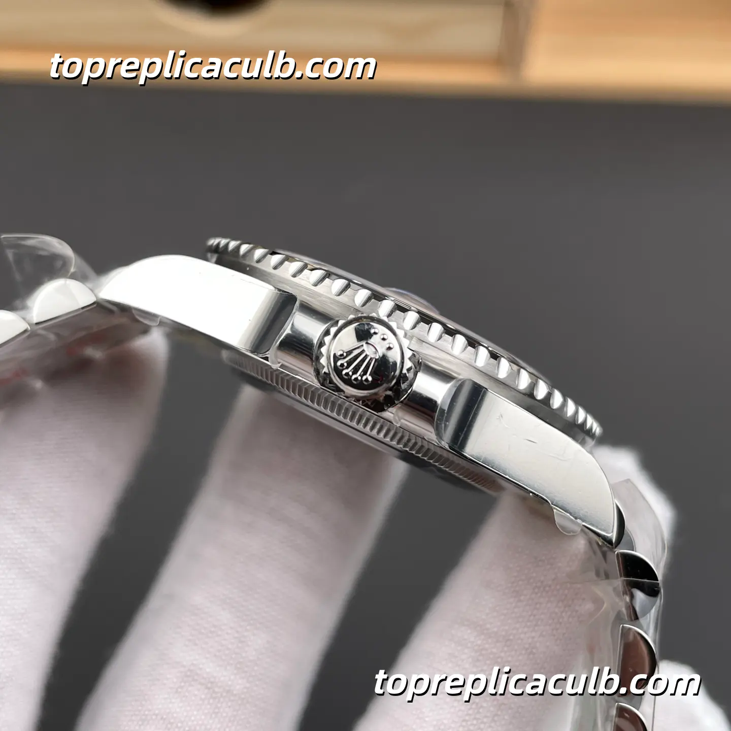 VS Factory Rolex GMT-Master II “Bruce Wayne” 126710GRNR-0003 40MM Black Dial Black & Grey Ceramic Bezel Jubilee Bracelet Super Clone Watch with 3285 Movement - Image 5