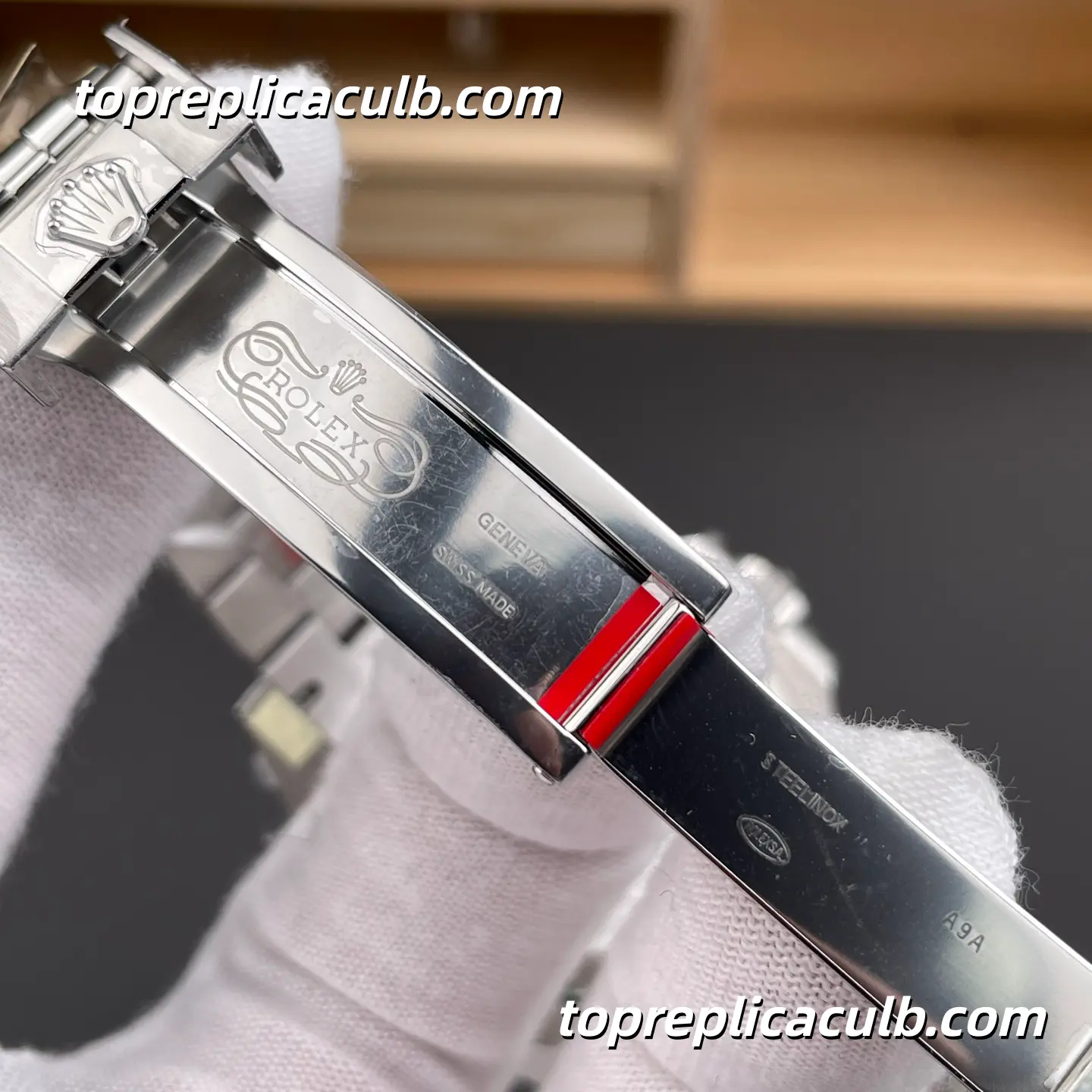 VS Factory Rolex GMT-Master II “Bruce Wayne” 126710GRNR-0003 40MM Black Dial Black & Grey Ceramic Bezel Jubilee Bracelet Super Clone Watch with 3285 Movement - Image 7