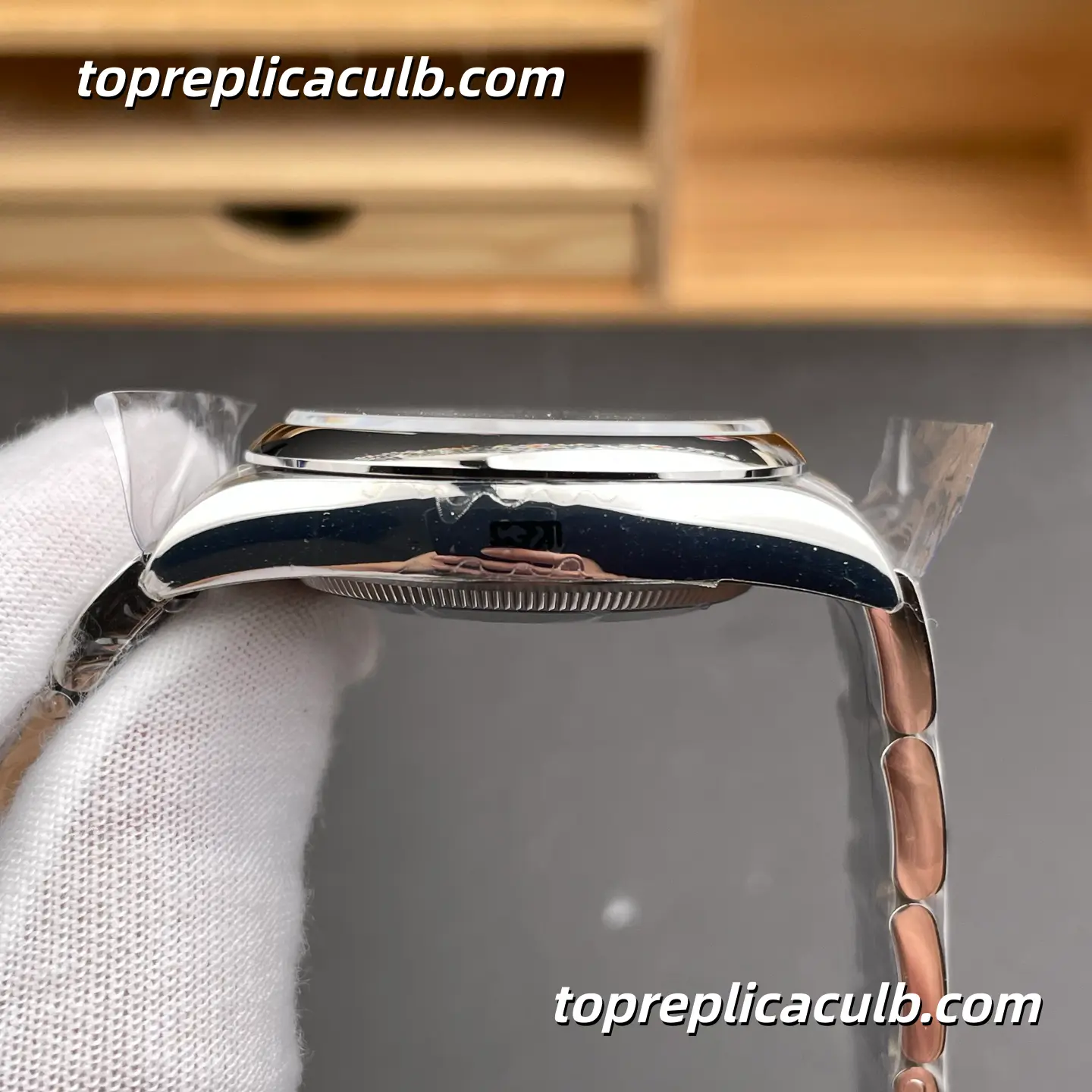 Rolex Oyster Perpetual 41MM 134300-0006 Light Green Dial Oyster Bracelet Super Clone Watch - Image 6