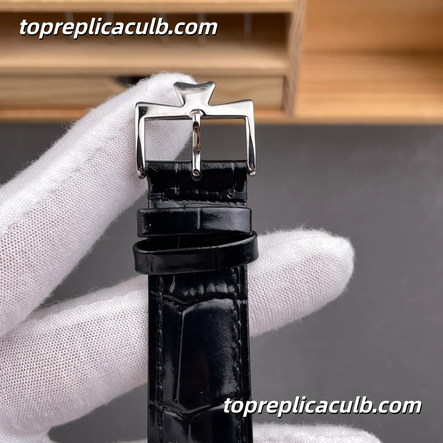 MKS Factory Vacheron Constantin Fiftysix Complete Calendar 4000E/000A-B439 Super Clone Watch Stainless Steel Silver Dial Moonphase Black Leather Strap 2460 QCL/1 Movement - Image 9