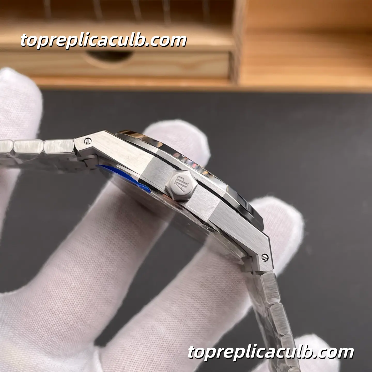 ZF Factory Audemars Piguet Royal Oak 41MM 15510BC.OO.1320BC.02 Blue Grande Tapisserie Dial White Gold Style Bracelet Super Clone Watch with 4302 1:1 Automatic Movement - Image 5