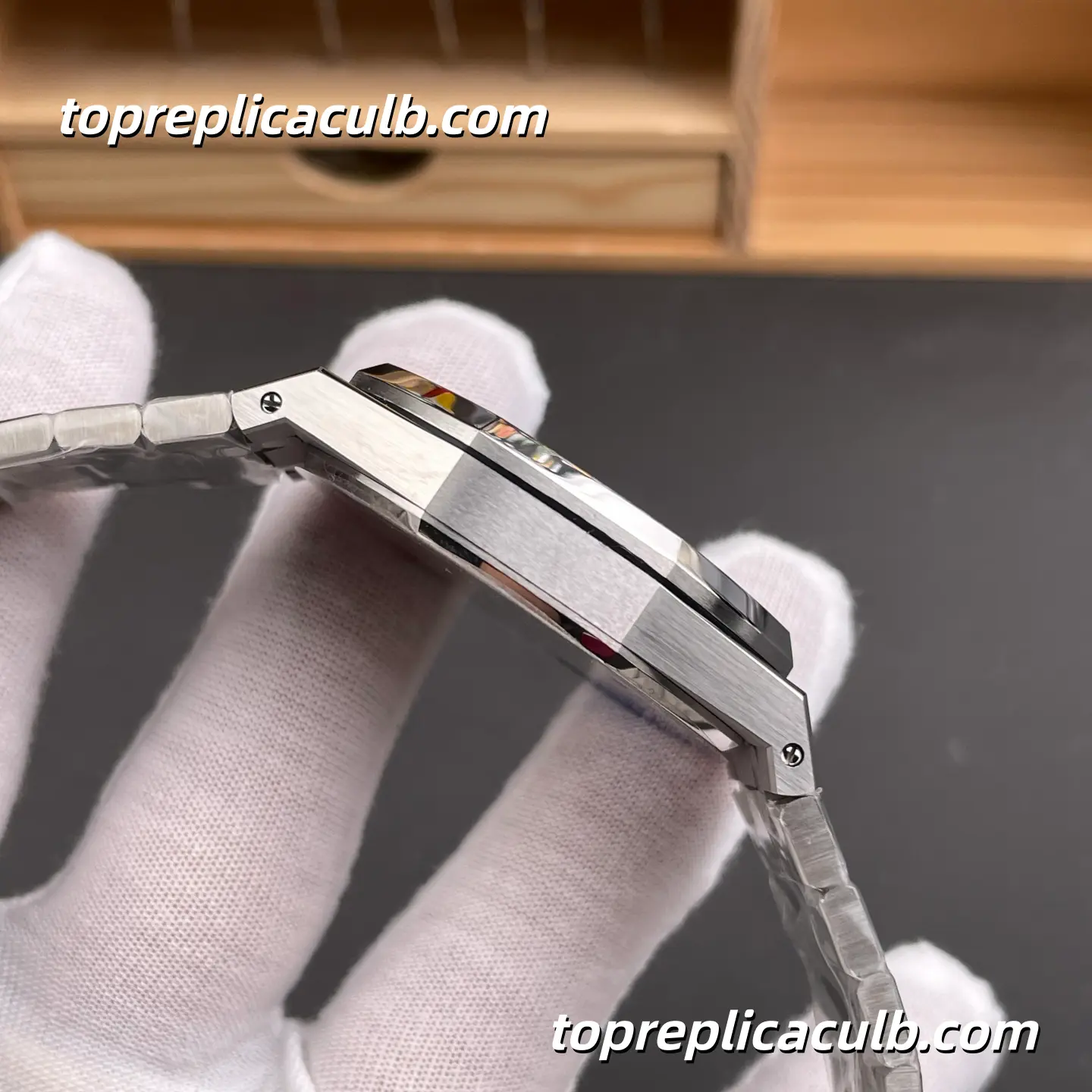 ZF Factory Audemars Piguet Royal Oak 41MM 15510BC.OO.1320BC.02 Blue Grande Tapisserie Dial White Gold Style Bracelet Super Clone Watch with 4302 1:1 Automatic Movement - Image 6