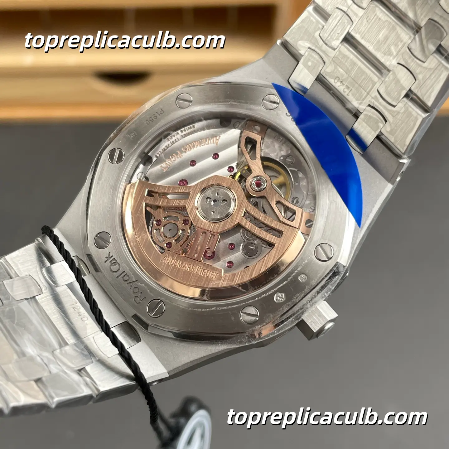 ZF Factory Audemars Piguet Royal Oak Jumbo Extra-Thin 39MM 16202BC.OO.1240BC.02 Smoked Blue Dial White Gold Style Super Clone Watch with Integrated Bracelet and Ultra-Thin Automatic Movement - Image 7