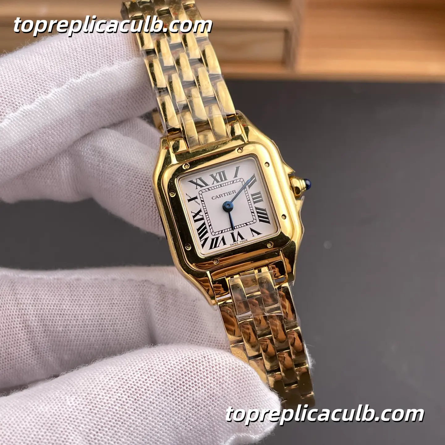 AF Factory Cartier Panthère Small Model Super Clone Watch 22 x 30MM Silver Dial WGPN0006 - Image 4