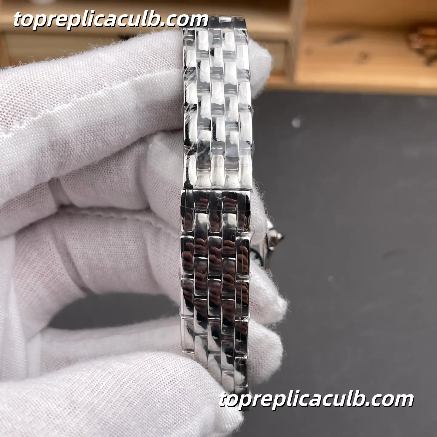 AF Factory Cartier Panthère Small Model Super Clone Watch 23MM Silver Dial WSPN0013 - Image 9