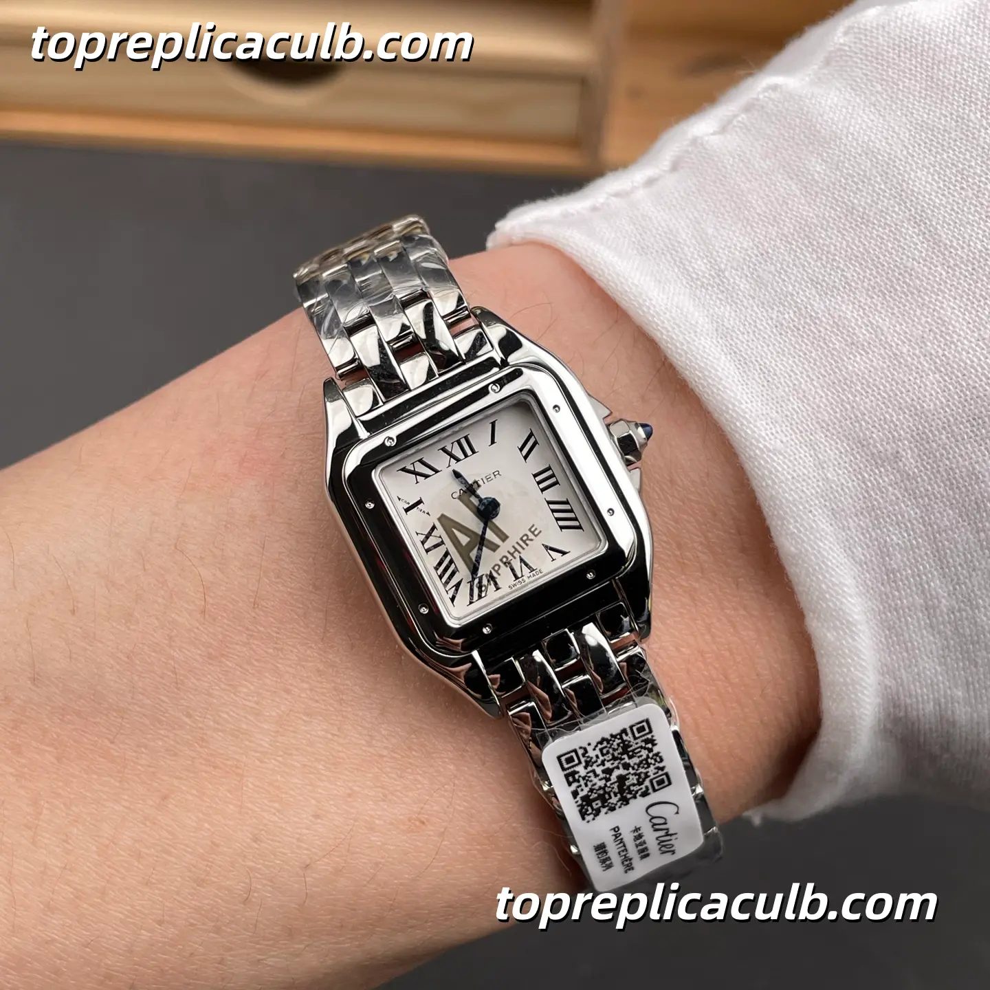 AF Factory Cartier Panthère Small Model Super Clone Watch 23MM Silver Dial WSPN0013 - Image 2