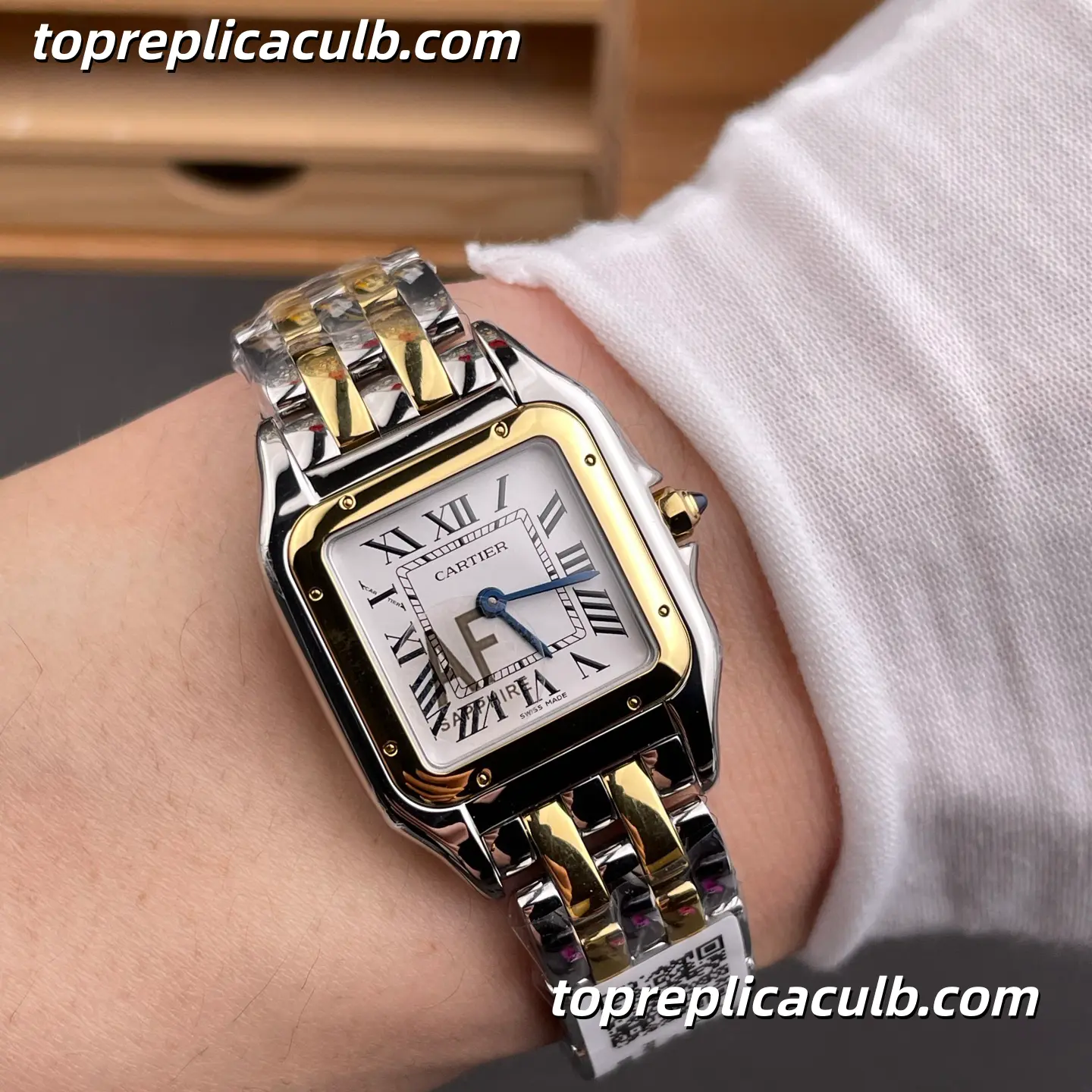 AF Factory Cartier Panthère Small Model Super Clone Watch 27MM Silver Dial W2PN0007 - Image 2