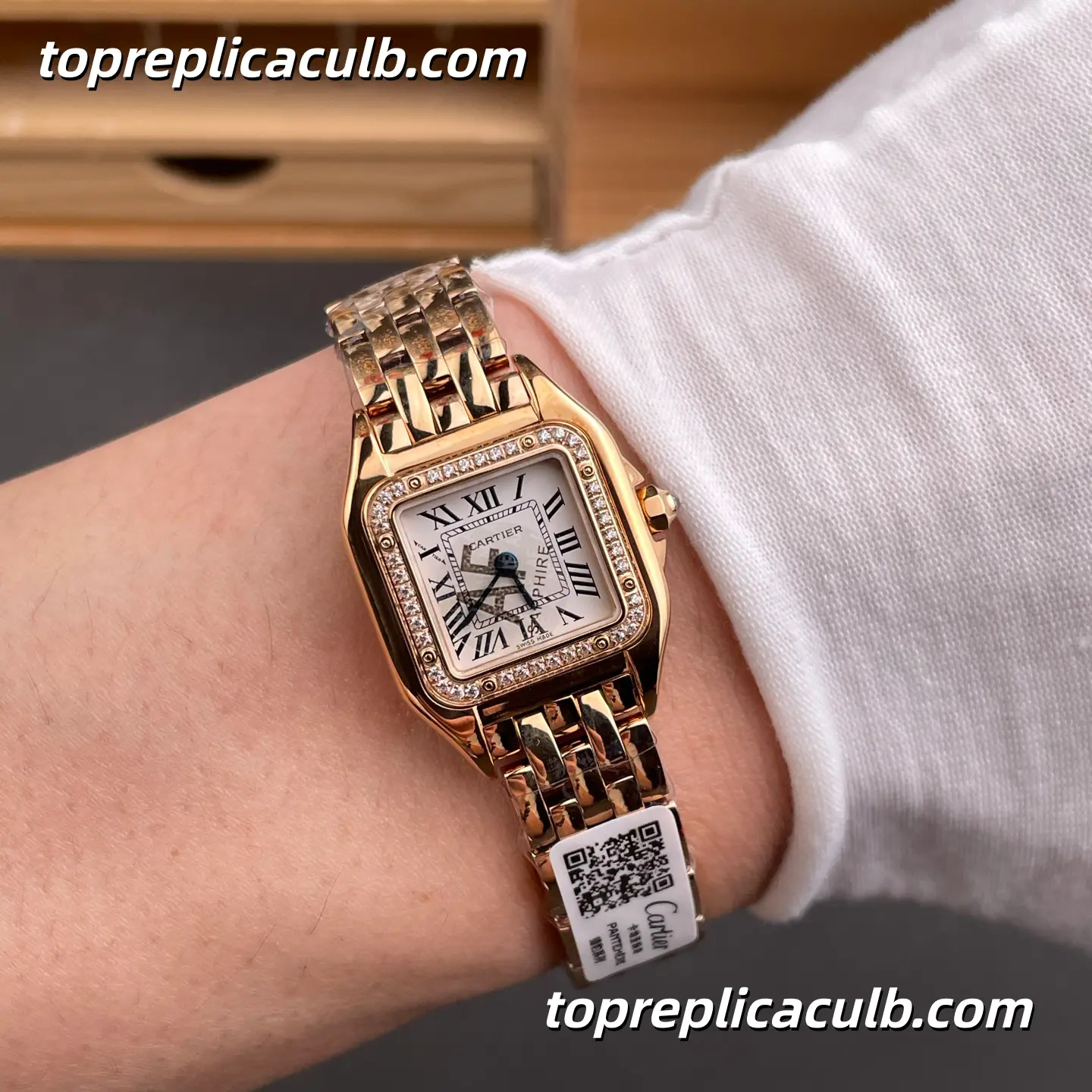 AF Factory Cartier Panthère Small Model Super Clone Watch Silver Dial Diamond Bezel WJPN0009 - Image 2