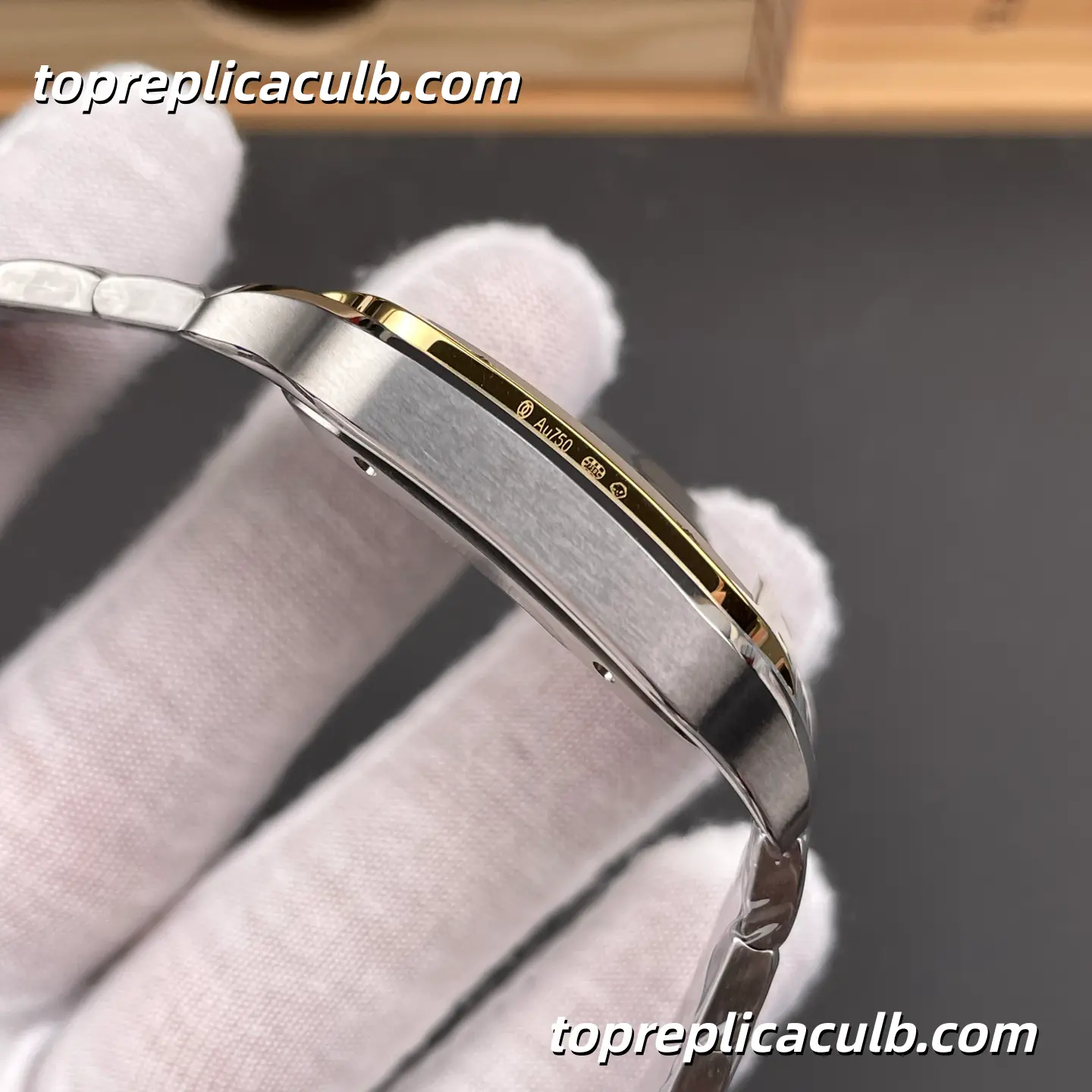 BV Factory Cartier Santos Large Model Super Clone Watch 39.8MM Silver Dial W2SA0009 - Image 6