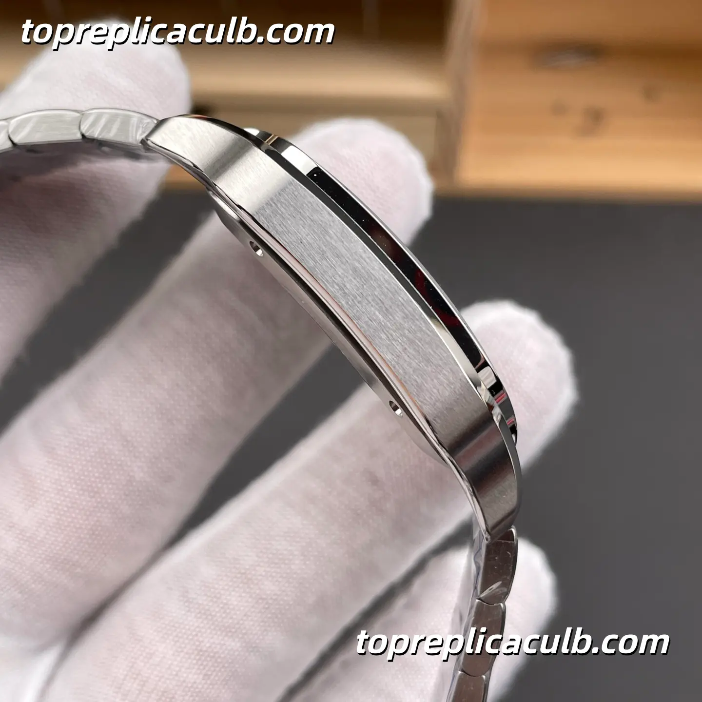 BV Factory Cartier Santos Super Clone Watch 39.8MM Blue Dial WSSA0030 - Image 6