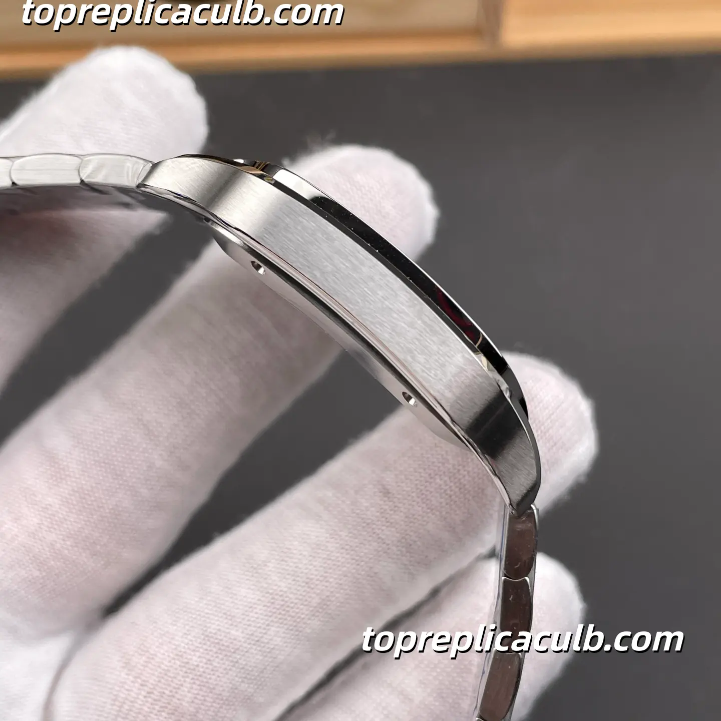BV Factory Cartier Santos Super Clone Watch 39.8MM Silver Dial WSSA0018 - Image 6