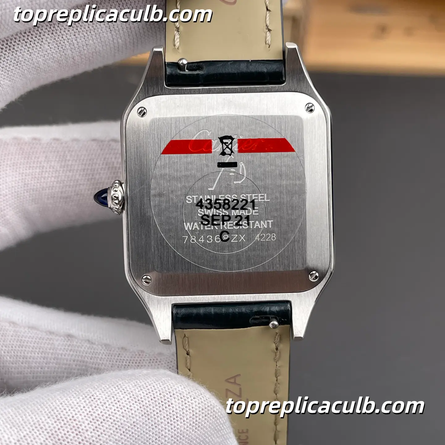 F1 Factory Cartier Santos Large Model Super Clone Watch 43.5MM Silver Dial WSSA0022 - Image 9